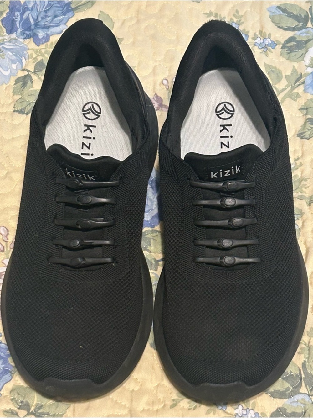 Used Kizik Women's Athens Blackout Size 9.5